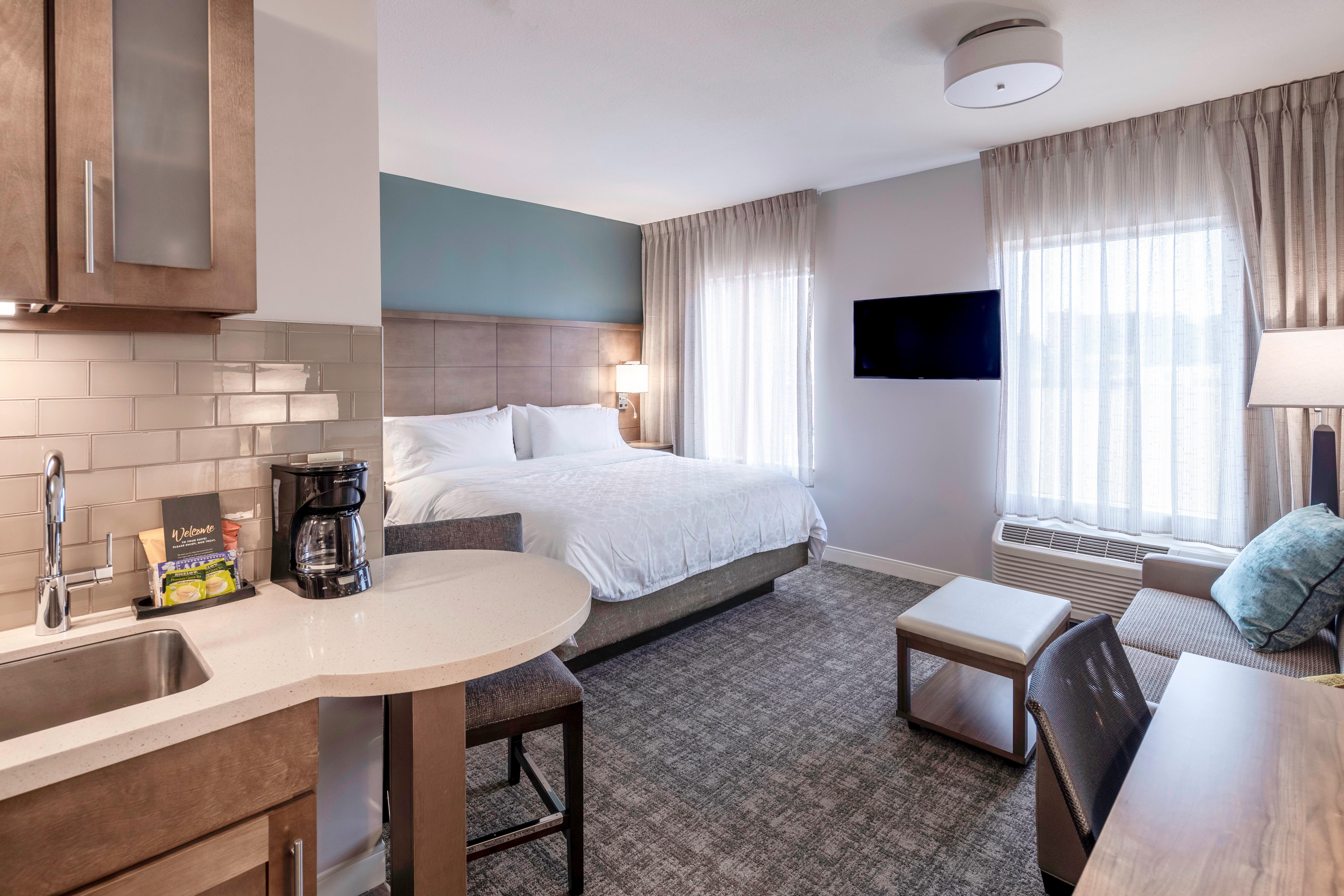 Staybridge Suites Montgomery - Downtown By Ihg Esterno foto