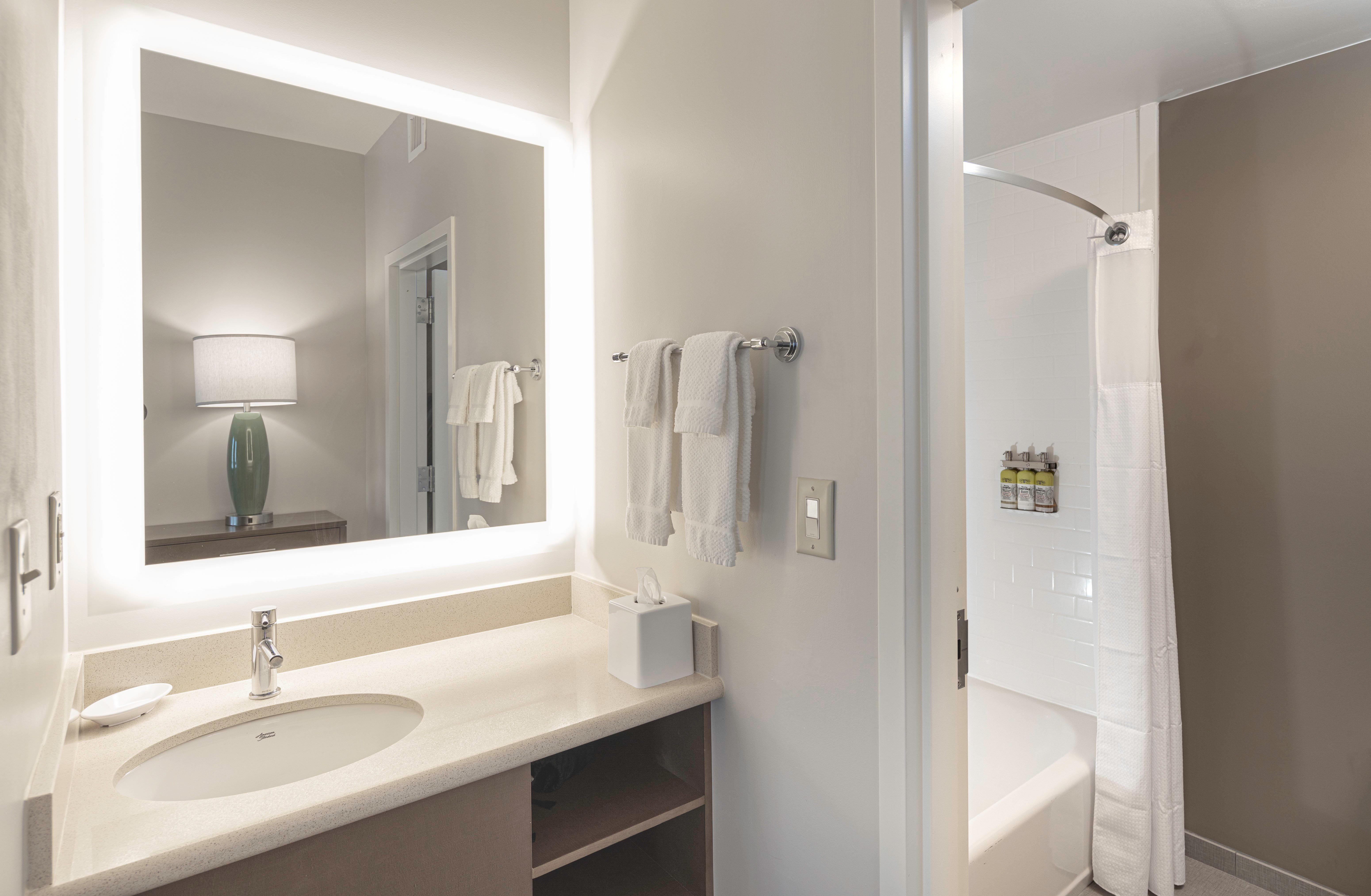 Staybridge Suites Montgomery - Downtown By Ihg Esterno foto