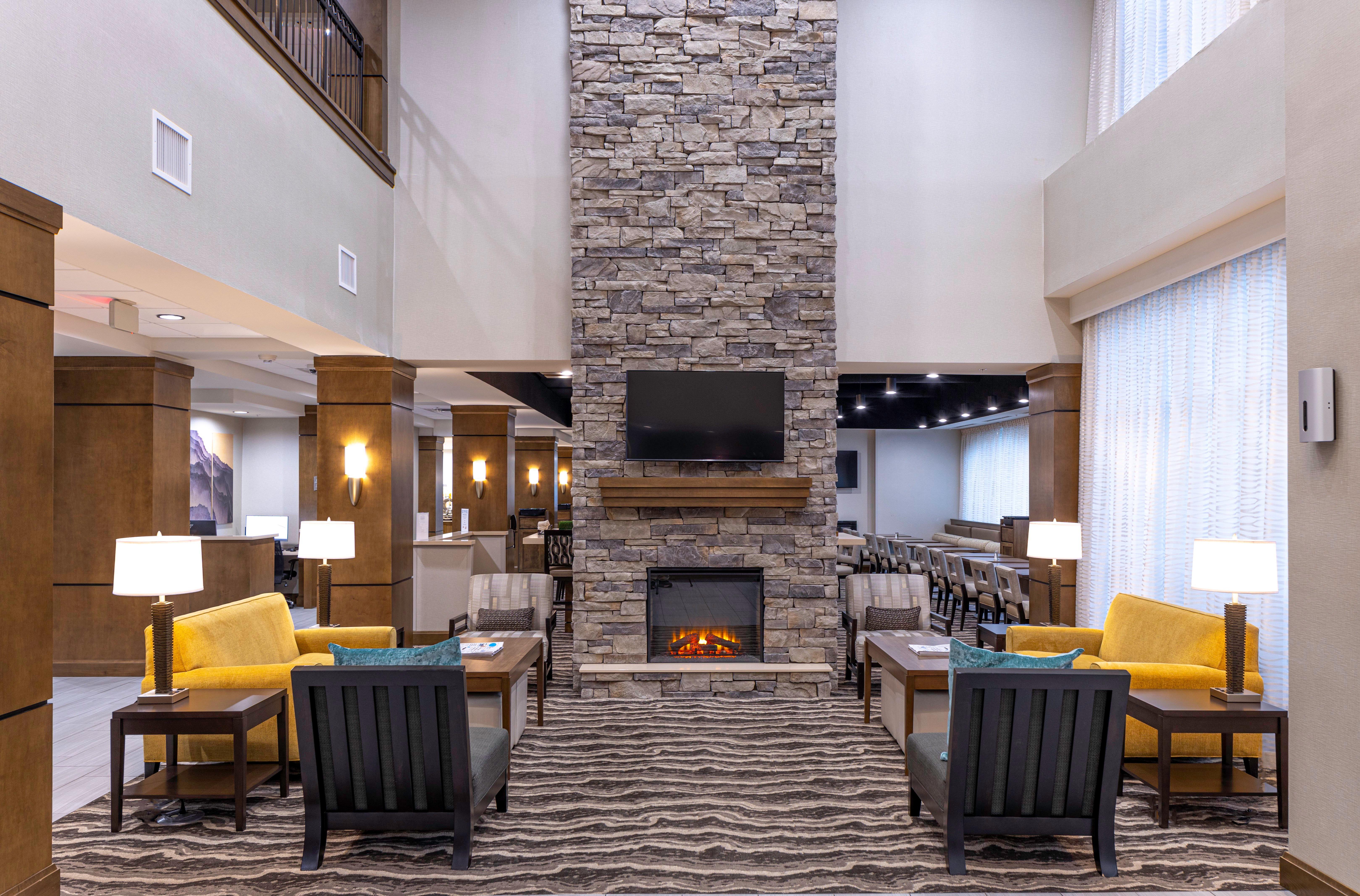 Staybridge Suites Montgomery - Downtown By Ihg Esterno foto