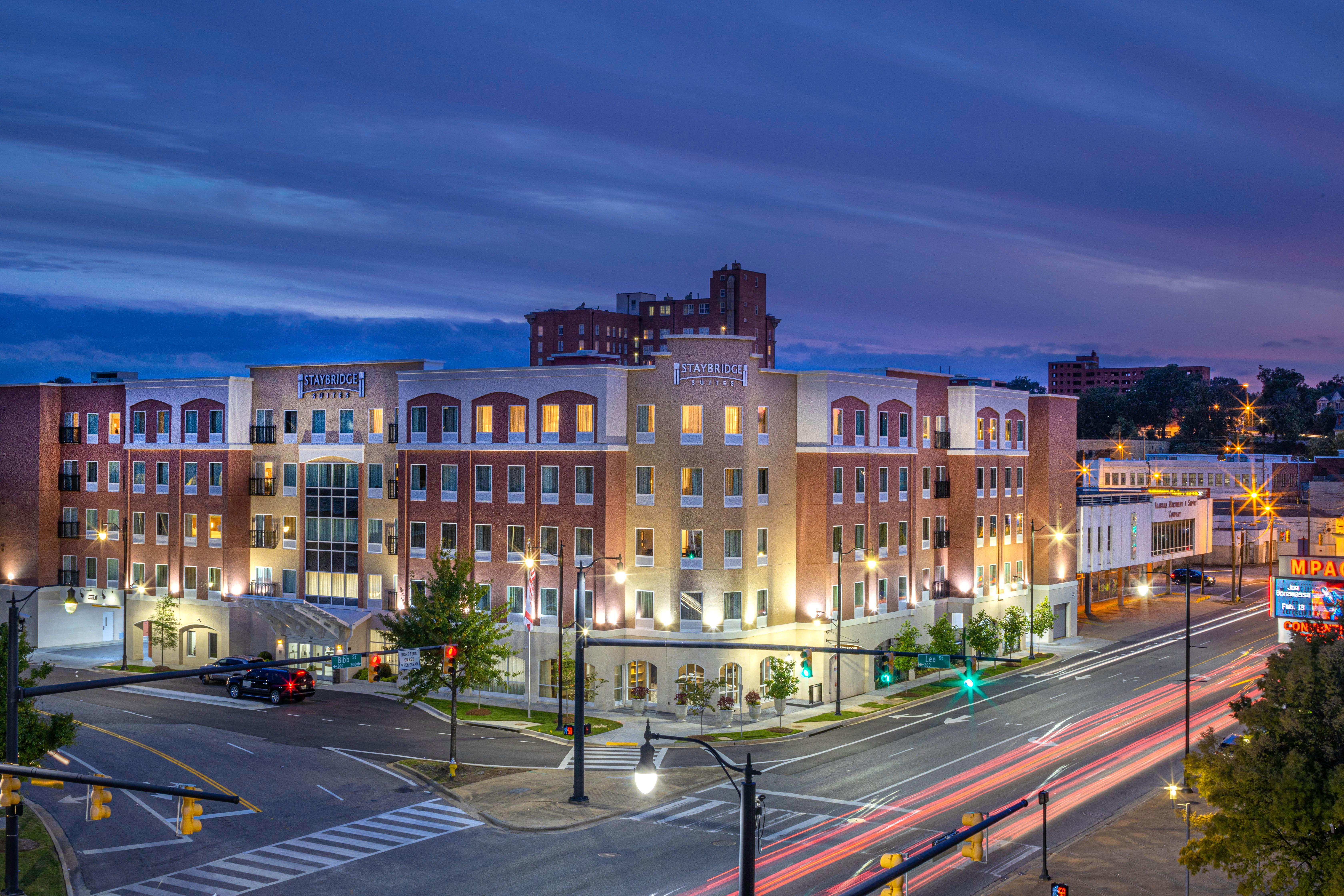 Staybridge Suites Montgomery - Downtown By Ihg Esterno foto